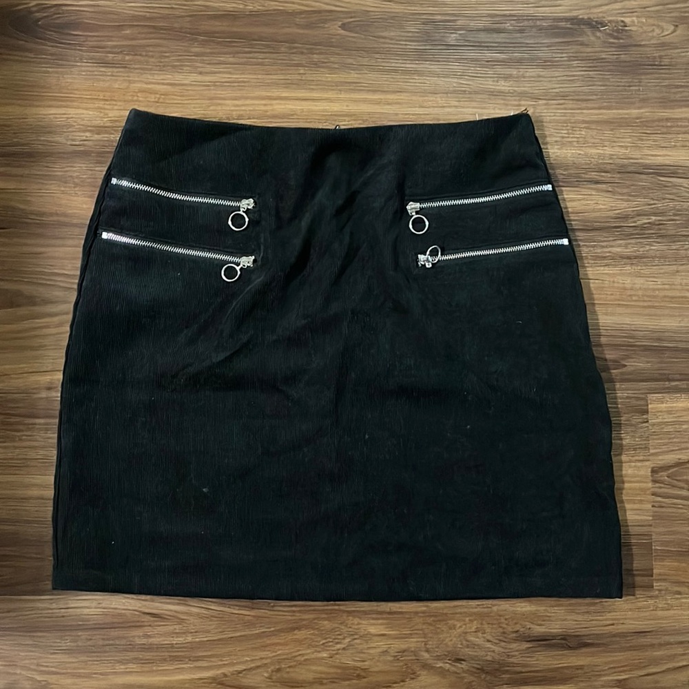 Shein Ring Zipper Detail Corduroy Skirt in Size Medium